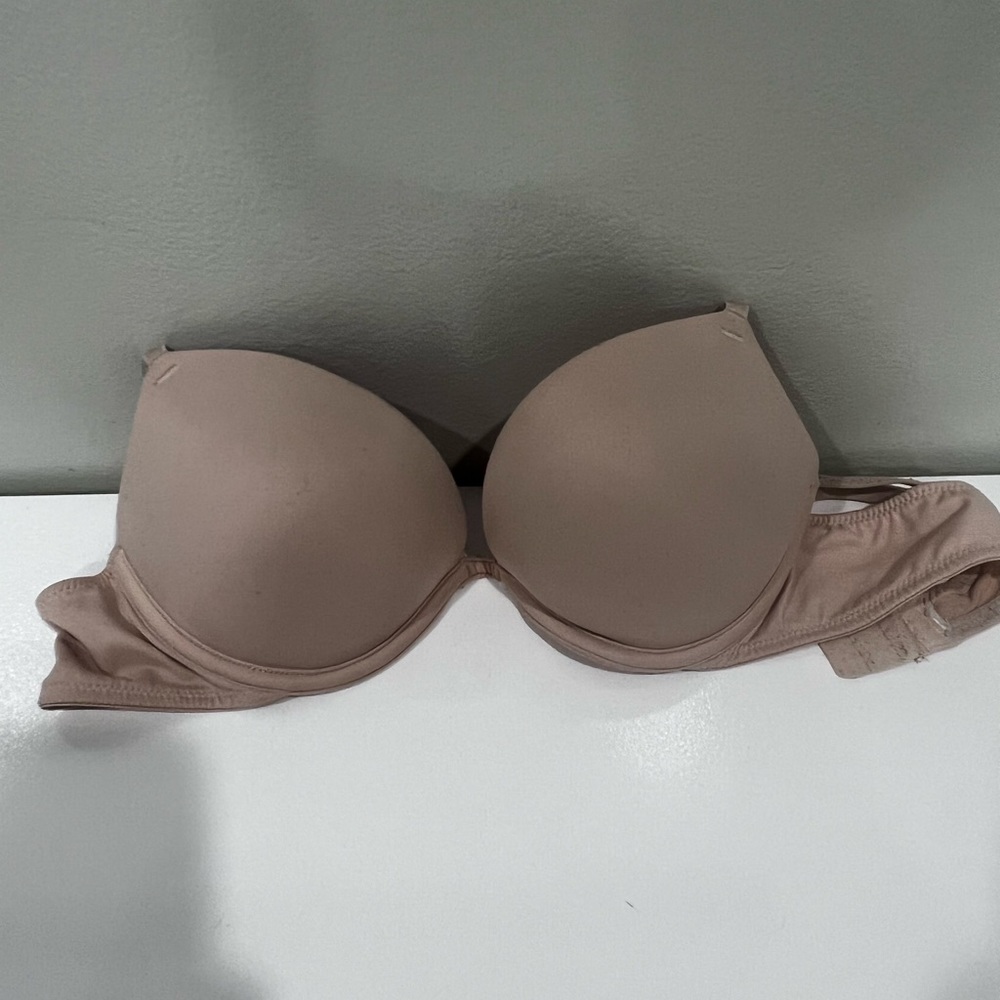 Victoria Secret 34B Push-up Bra
